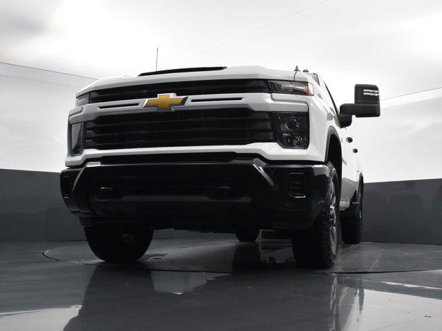 new 2025 Chevrolet Silverado 2500 car, priced at $57,015