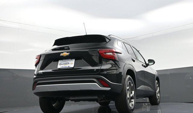 new 2025 Chevrolet Trax car, priced at $24,083