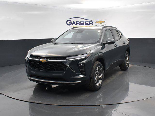 new 2025 Chevrolet Trax car, priced at $25,235