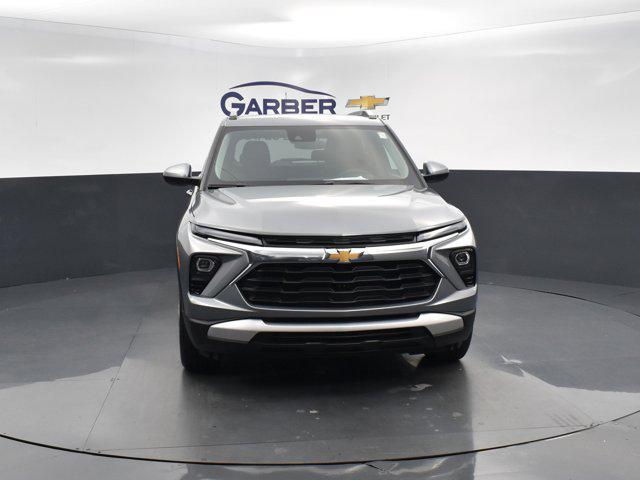 new 2025 Chevrolet TrailBlazer car, priced at $24,987