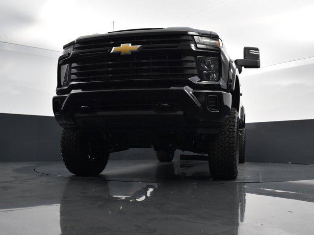 new 2024 Chevrolet Silverado 2500 car, priced at $79,390