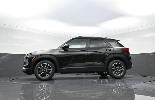 new 2025 Chevrolet TrailBlazer car, priced at $25,990