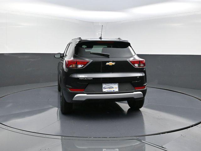 new 2025 Chevrolet TrailBlazer car, priced at $25,990