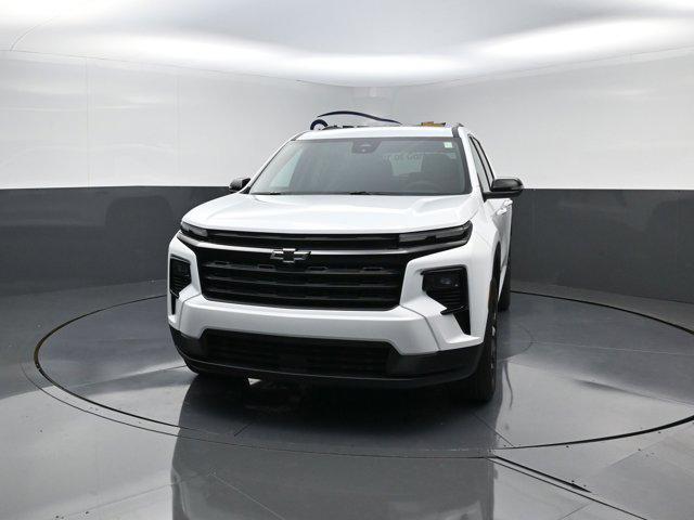 new 2026 Chevrolet Traverse car, priced at $45,405