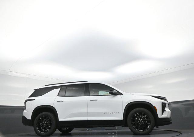 new 2026 Chevrolet Traverse car, priced at $45,405