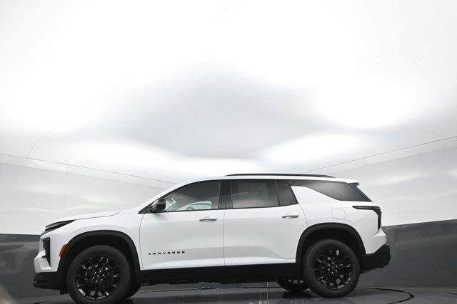 new 2026 Chevrolet Traverse car, priced at $45,405