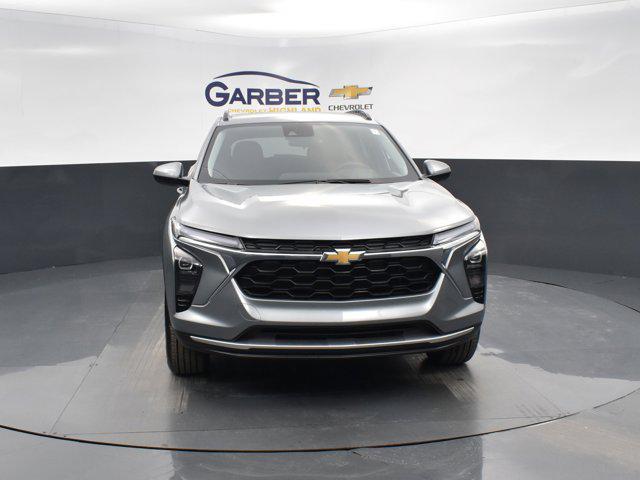 new 2025 Chevrolet Trax car, priced at $25,235