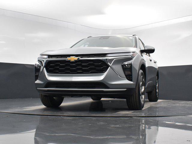 new 2025 Chevrolet Trax car, priced at $25,235