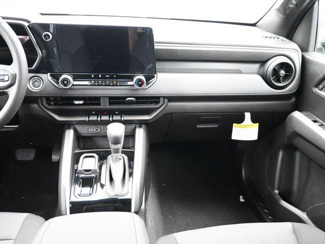 new 2025 Chevrolet Colorado car, priced at $33,595