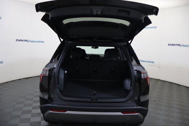 new 2026 Chevrolet Equinox car, priced at $30,260