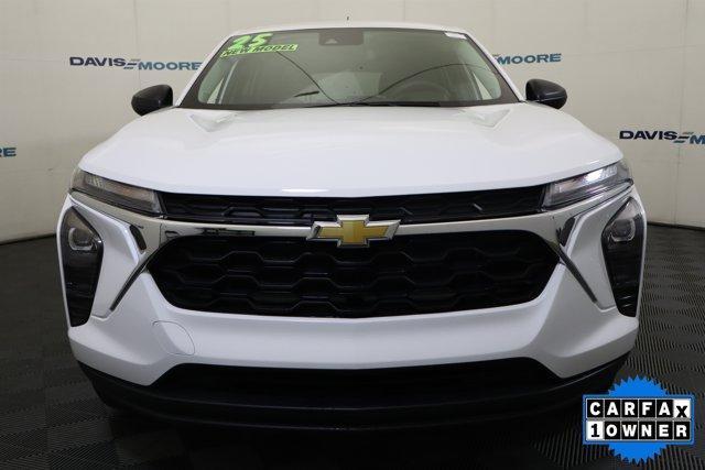 used 2025 Chevrolet Trax car, priced at $19,719