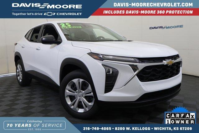 used 2025 Chevrolet Trax car, priced at $19,719