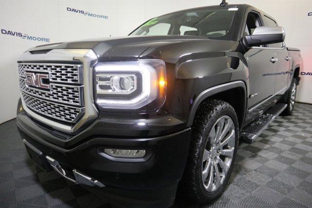 used 2017 GMC Sierra 1500 car, priced at $27,567