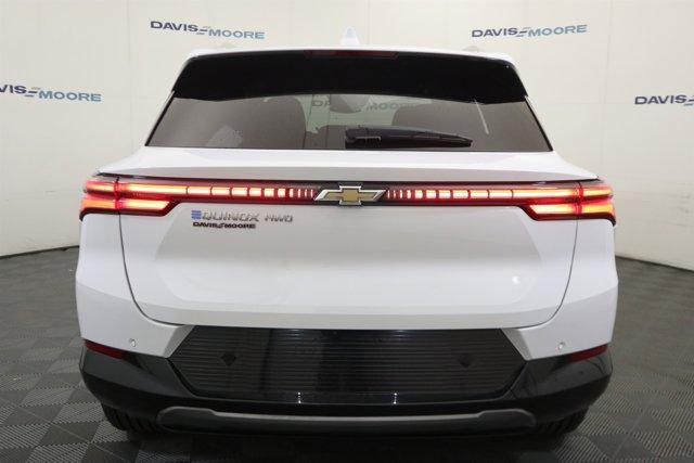 new 2025 Chevrolet Equinox EV car, priced at $46,890