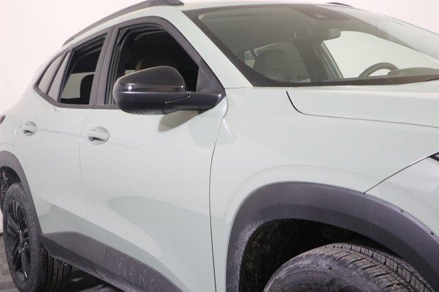 new 2025 Chevrolet Trax car, priced at $26,190