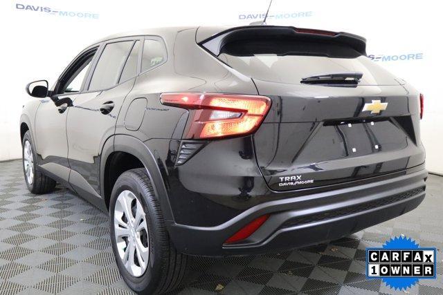 used 2025 Chevrolet Trax car, priced at $21,895