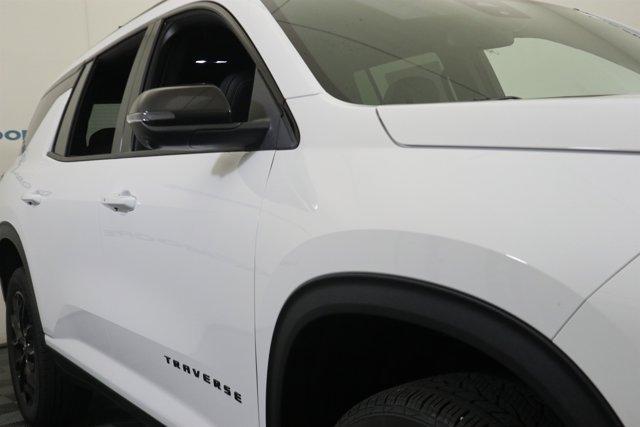 new 2025 Chevrolet Traverse car, priced at $46,680