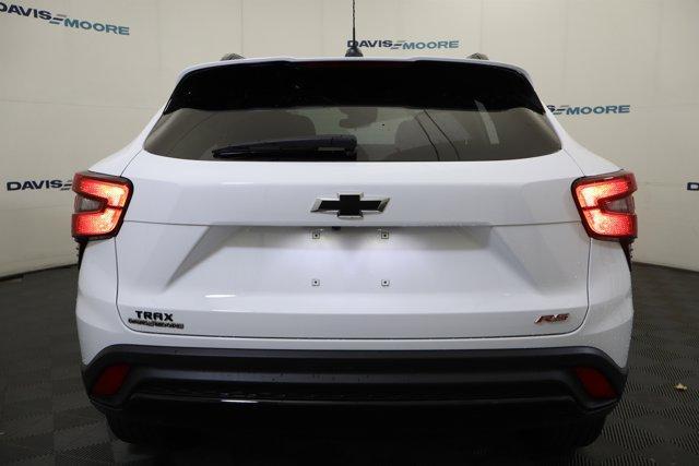 new 2026 Chevrolet Trax car, priced at $28,385