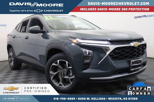 used 2025 Chevrolet Trax car, priced at $23,422