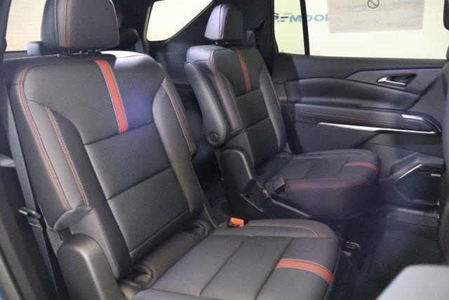 new 2026 Chevrolet Traverse car, priced at $57,720