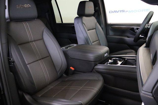 new 2025 Chevrolet Suburban car, priced at $88,590