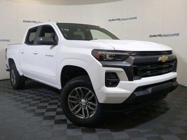 new 2024 Chevrolet Colorado car, priced at $45,520