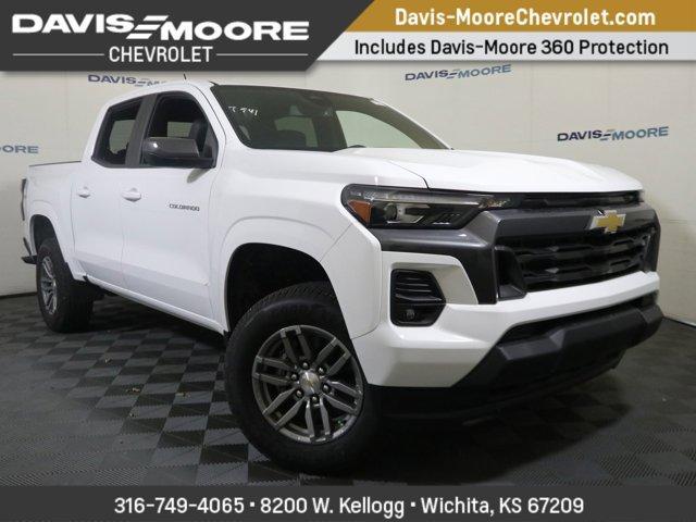 new 2024 Chevrolet Colorado car, priced at $45,520