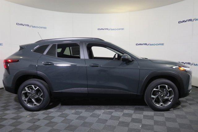 new 2025 Chevrolet Trax car, priced at $23,595