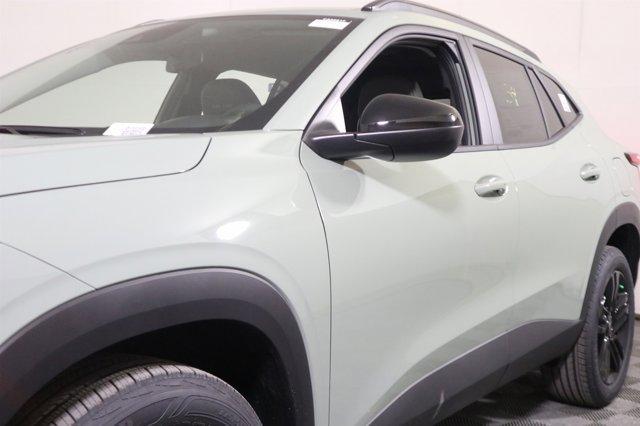 new 2025 Chevrolet Trax car, priced at $26,590