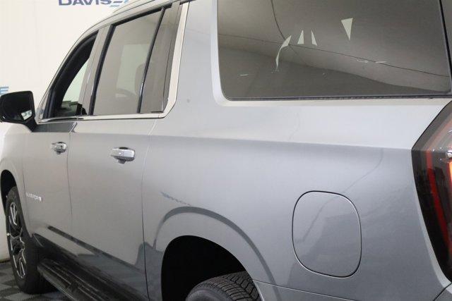 new 2025 Chevrolet Suburban car, priced at $86,415