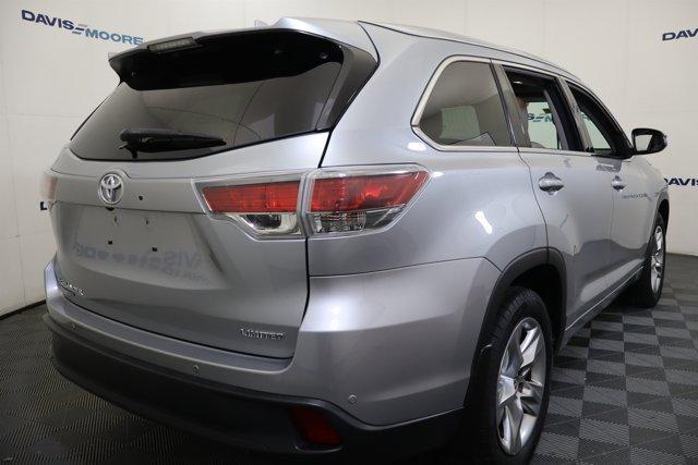 used 2016 Toyota Highlander car, priced at $19,995
