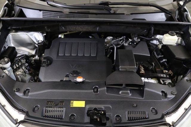 used 2016 Toyota Highlander car, priced at $19,995