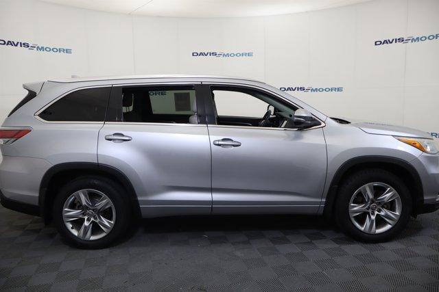 used 2016 Toyota Highlander car, priced at $19,995