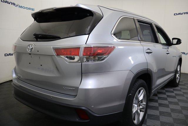used 2016 Toyota Highlander car, priced at $19,995