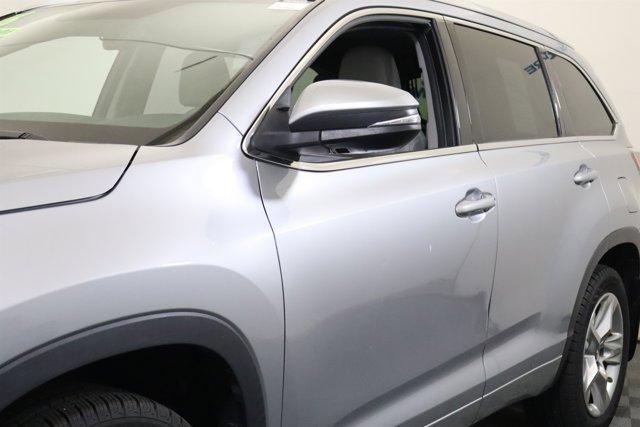 used 2016 Toyota Highlander car, priced at $19,995