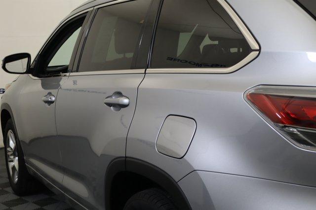 used 2016 Toyota Highlander car, priced at $19,995