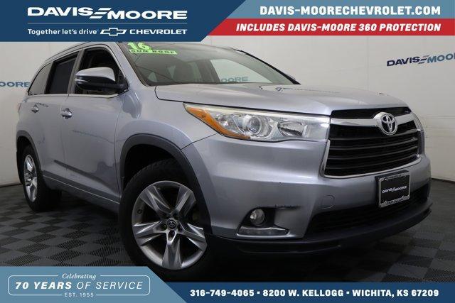 used 2016 Toyota Highlander car, priced at $19,995