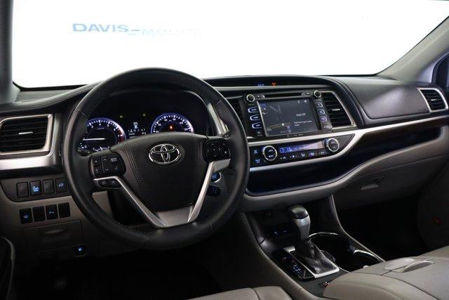 used 2016 Toyota Highlander car, priced at $19,995