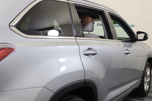 used 2016 Toyota Highlander car, priced at $19,995
