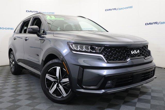 used 2023 Kia Sorento car, priced at $28,795