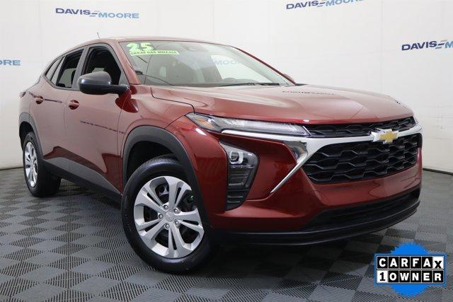 used 2025 Chevrolet Trax car, priced at $20,695