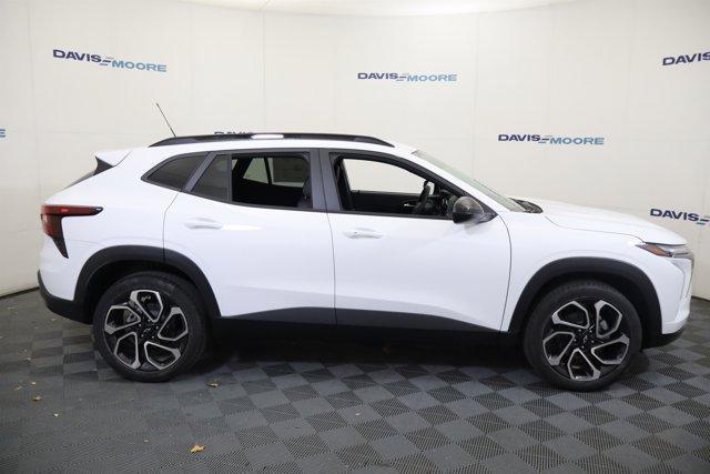 new 2026 Chevrolet Trax car, priced at $27,490