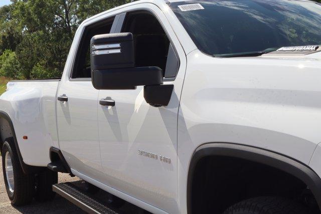 new 2025 Chevrolet Silverado 3500 car, priced at $71,205
