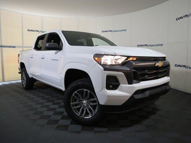 new 2024 Chevrolet Colorado car, priced at $39,300