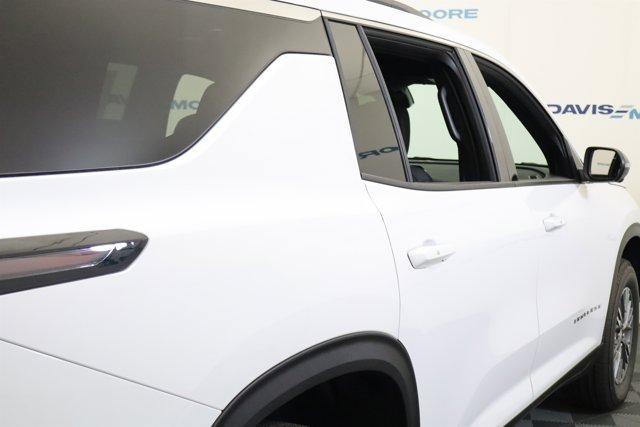 new 2025 Chevrolet Traverse car, priced at $42,695