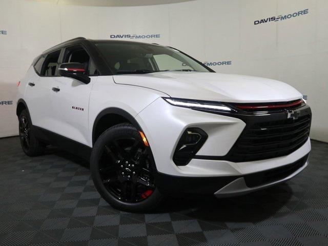 new 2025 Chevrolet Blazer car, priced at $47,070