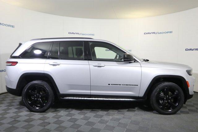 used 2022 Jeep Grand Cherokee car, priced at $30,501