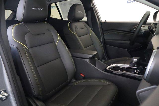 new 2025 Chevrolet Trax car, priced at $27,585
