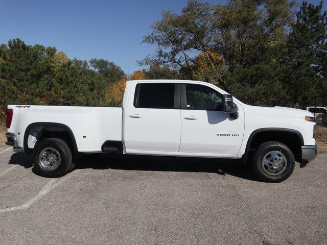 new 2025 Chevrolet Silverado 3500 car, priced at $72,550