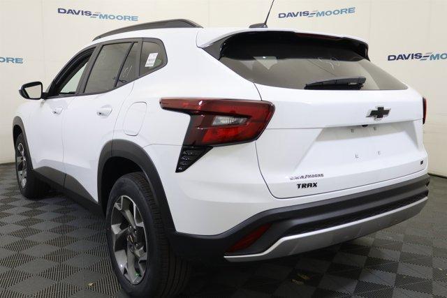 new 2026 Chevrolet Trax car, priced at $27,255
